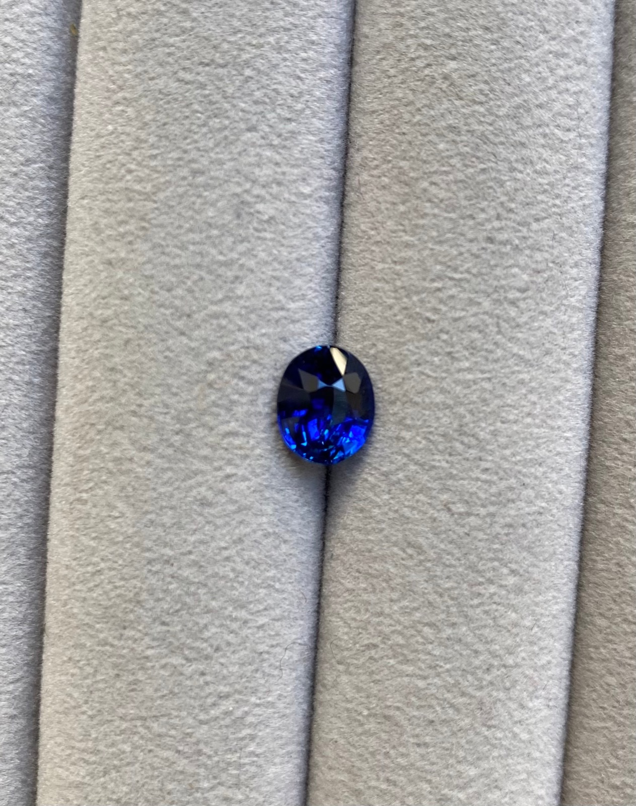 saphir 2.68 carats