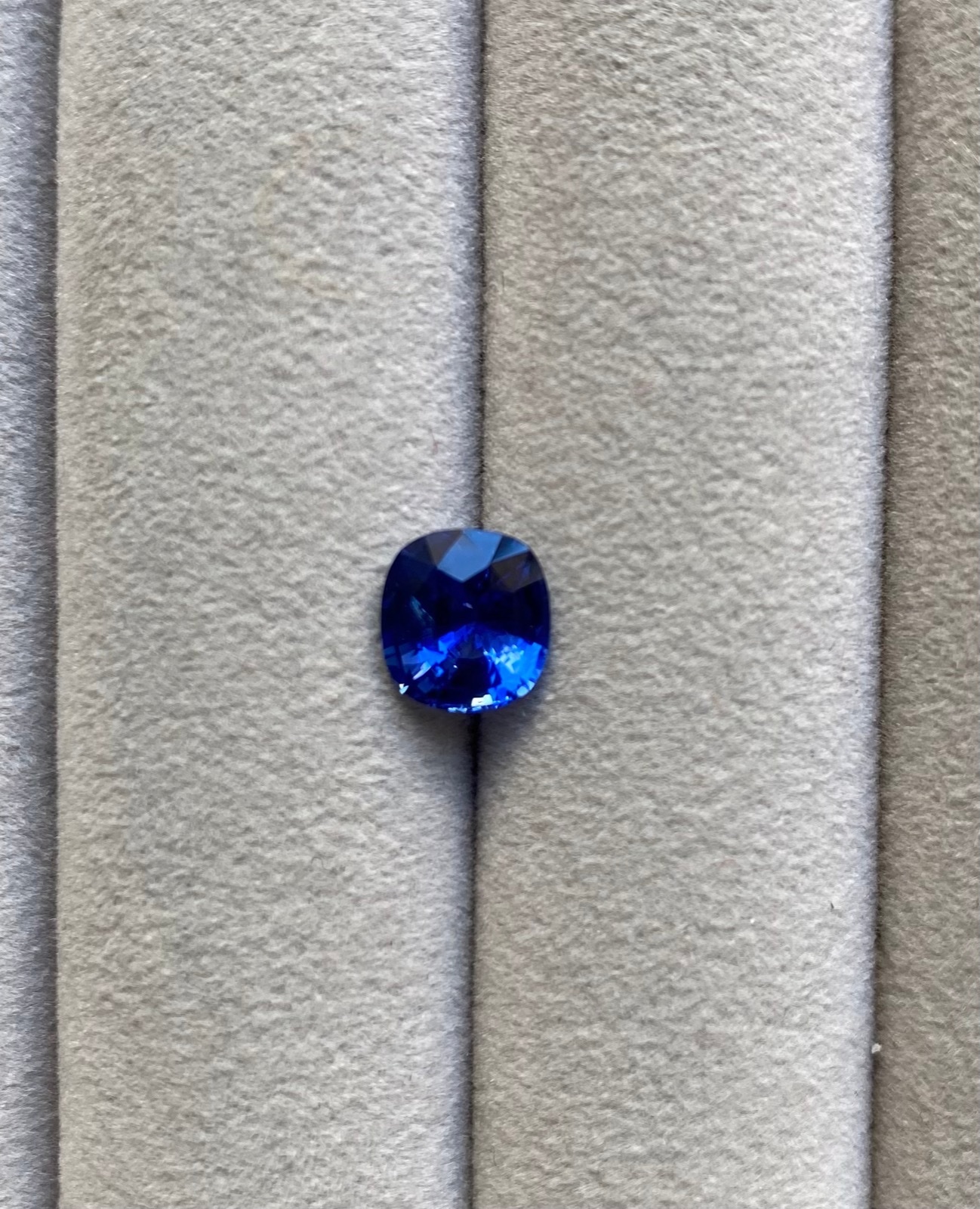 Saphir 3.04 carat